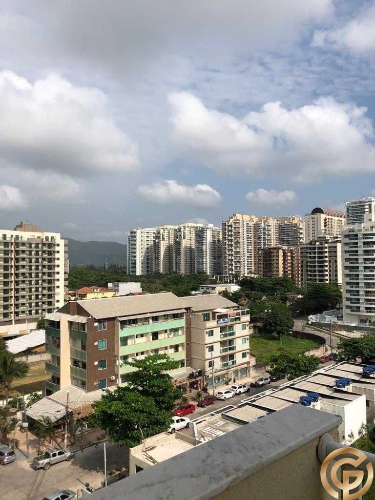 Apartamento à Venda com Varanda e Suíte | 52m² | 1 Vaga | Rua Clementina de Jesus,