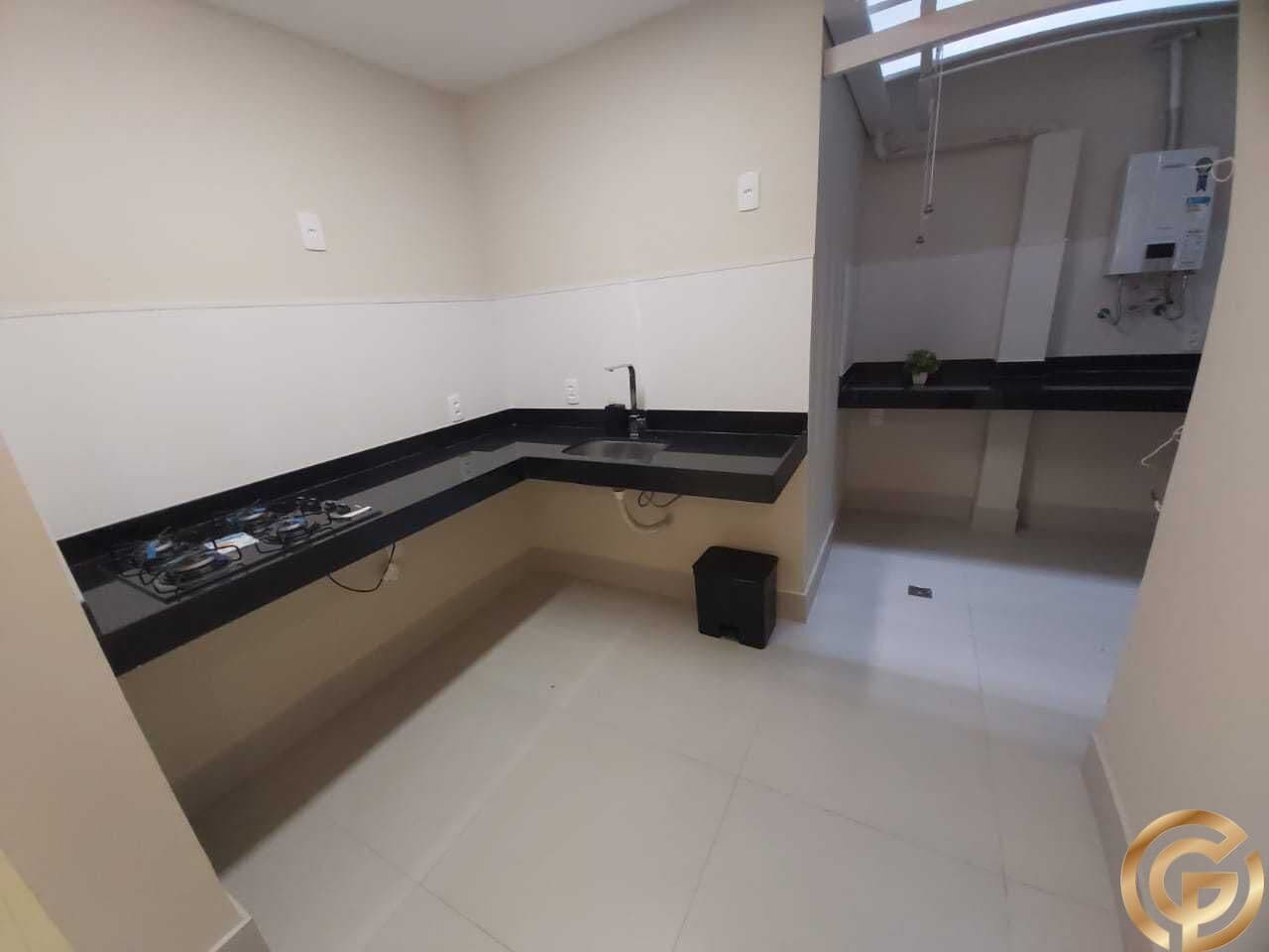 Excelente Oportunidade, 78m², 2 quartos, vaga alugada, REFORMADO, em Copacabana