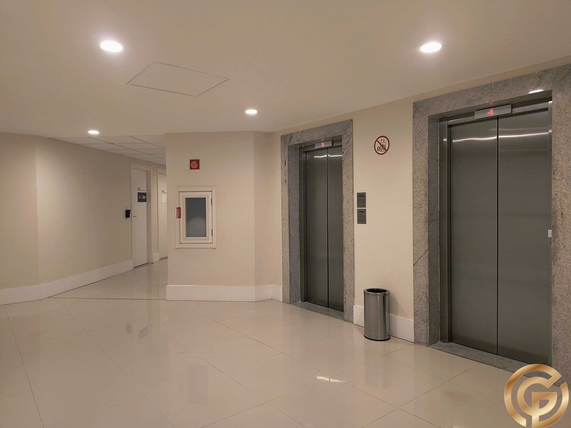 Sala Comercial 30,43m² com Pé-Direito Duplo e 1 Vaga no Lead Américas – Barra da Tijuca