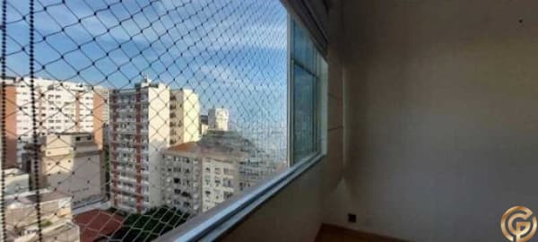 Apartamento de 95m², 3 quarto, vaga, perto da Praça Nossa Sra da Paz - Posto 9 Ipanema.