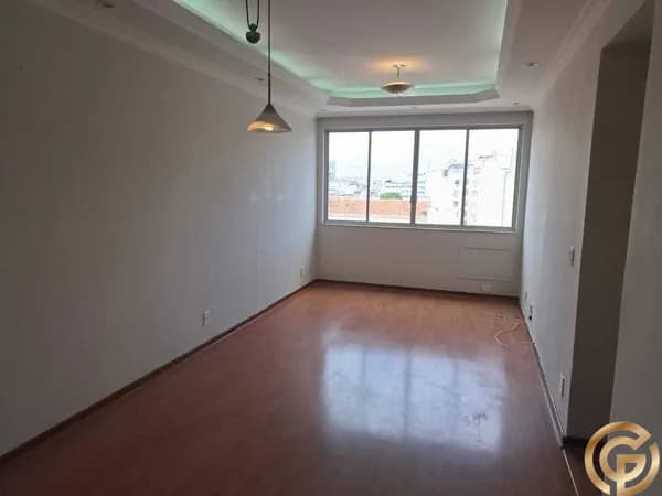 Apartamento excelente, 76m², 2 quartos, dependências completas, Vaga, LAZER COMPLETO e localização privilegiada, próximo ao Metrô Afonso Pena, Tijuca