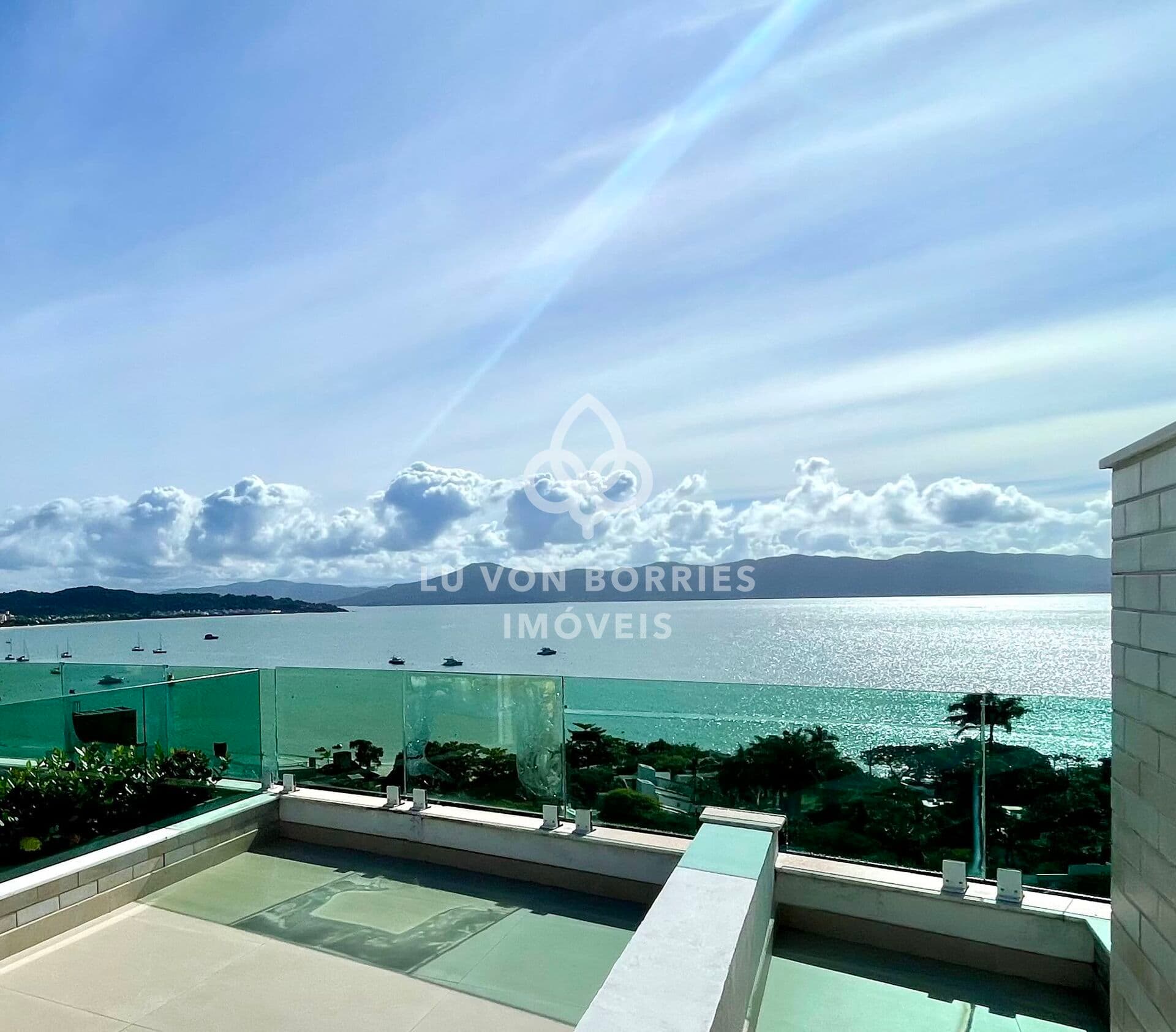 Apartamento em Florianópolis - Jurere Leste