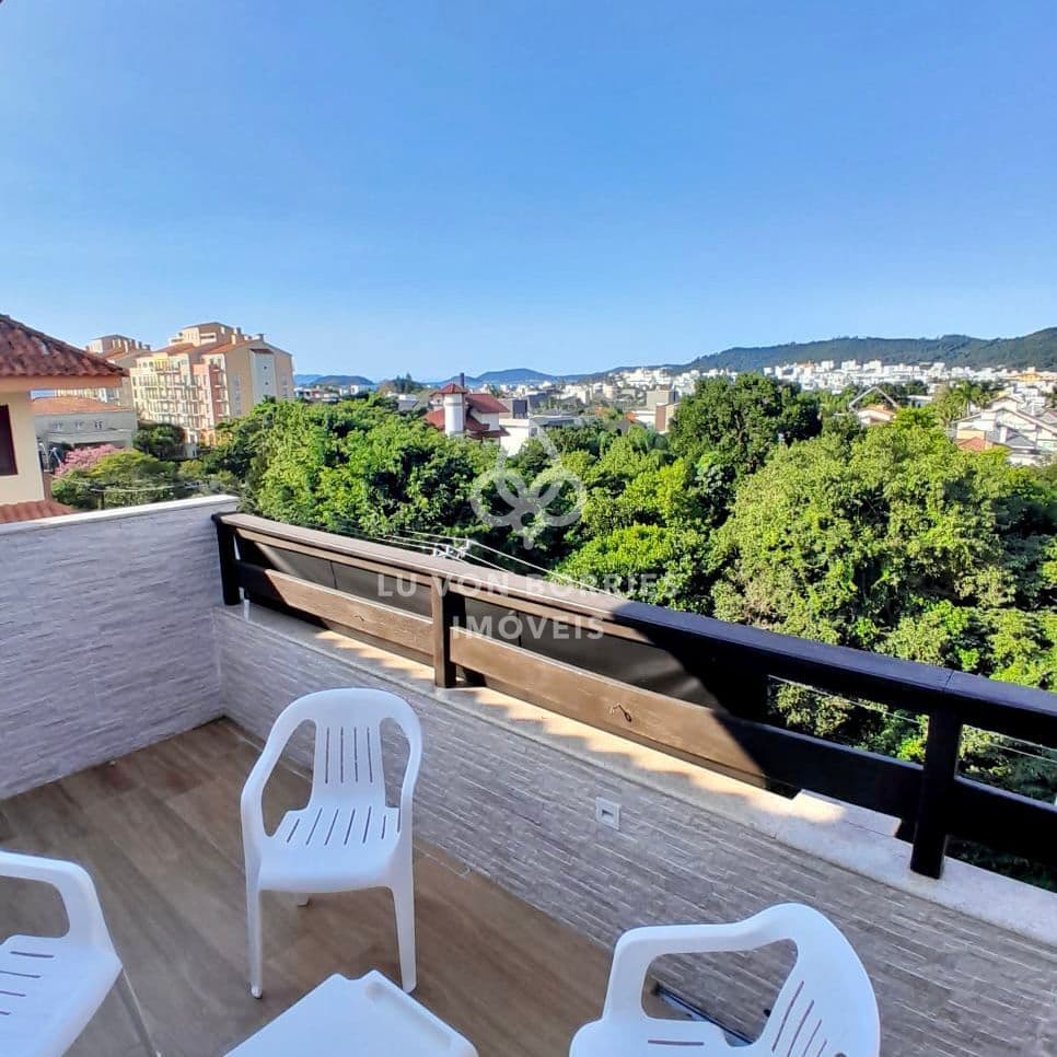 Cobertura Duplex Semi mobiliada com Vista para o Mar em Jurerê Internacional