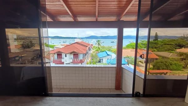 Cobertura à venda com Vista deslumbrante do Mar em Canasjurê