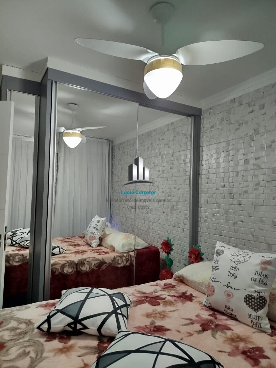 Apartamento Planejado com 02 Dormitórios, 01 Vaga de Carro à Venda, 44m² por R$ 240.000,00 - Água Chata - Guarulhos - SP