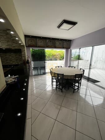 Encantadora casa 100% mobiliada no bairro das Nações em Timbó