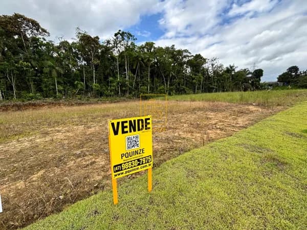 Lote com 312,50m² em região tranquila e bem localizada