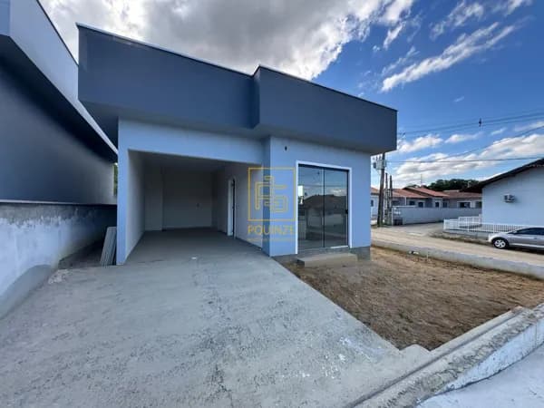 Imóvel aconchegante com churrasqueira na Araponguinhas