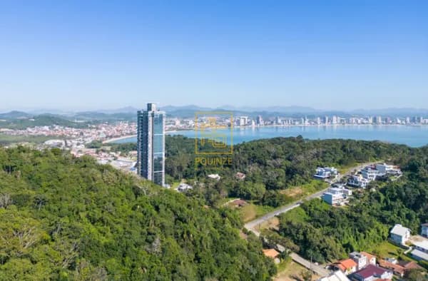 Viva o melhor de Penha a 400m da Praia da Saudade