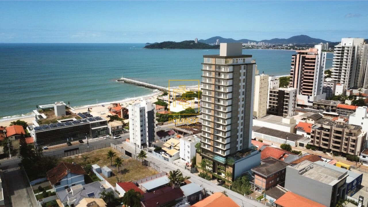 Invista no litoral catarinense com alto padrão a 250m da praia