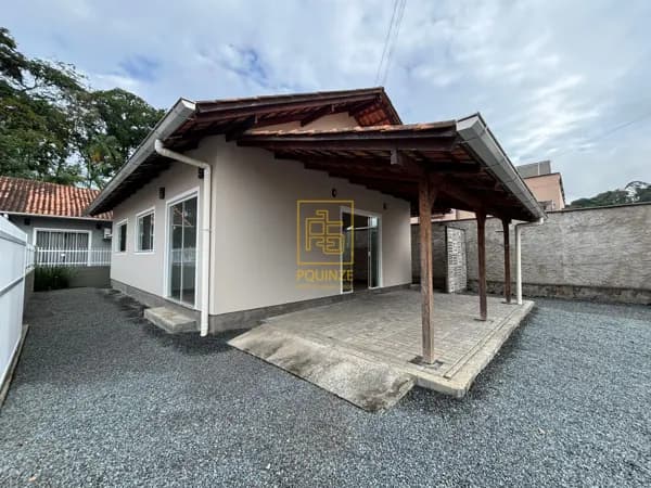 Casa com 3 dormitórios no bairro Vila Germer