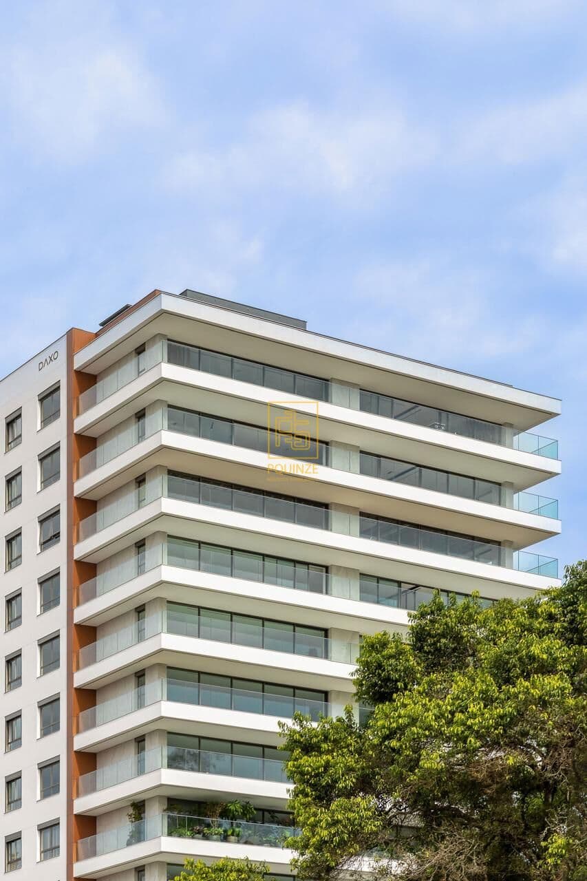 Viva com conforto e sofisticação a poucos minutos do centro de Joinville