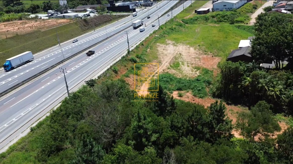 Terreno amplo para investimento em localização estratégica