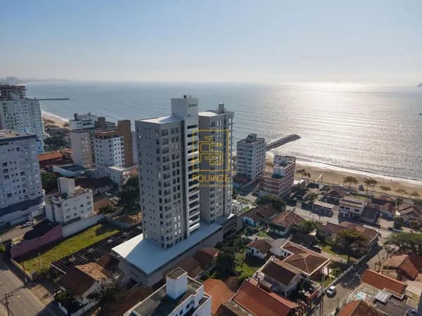 Viva a 80 metros do mar com todo o conforto que você merece