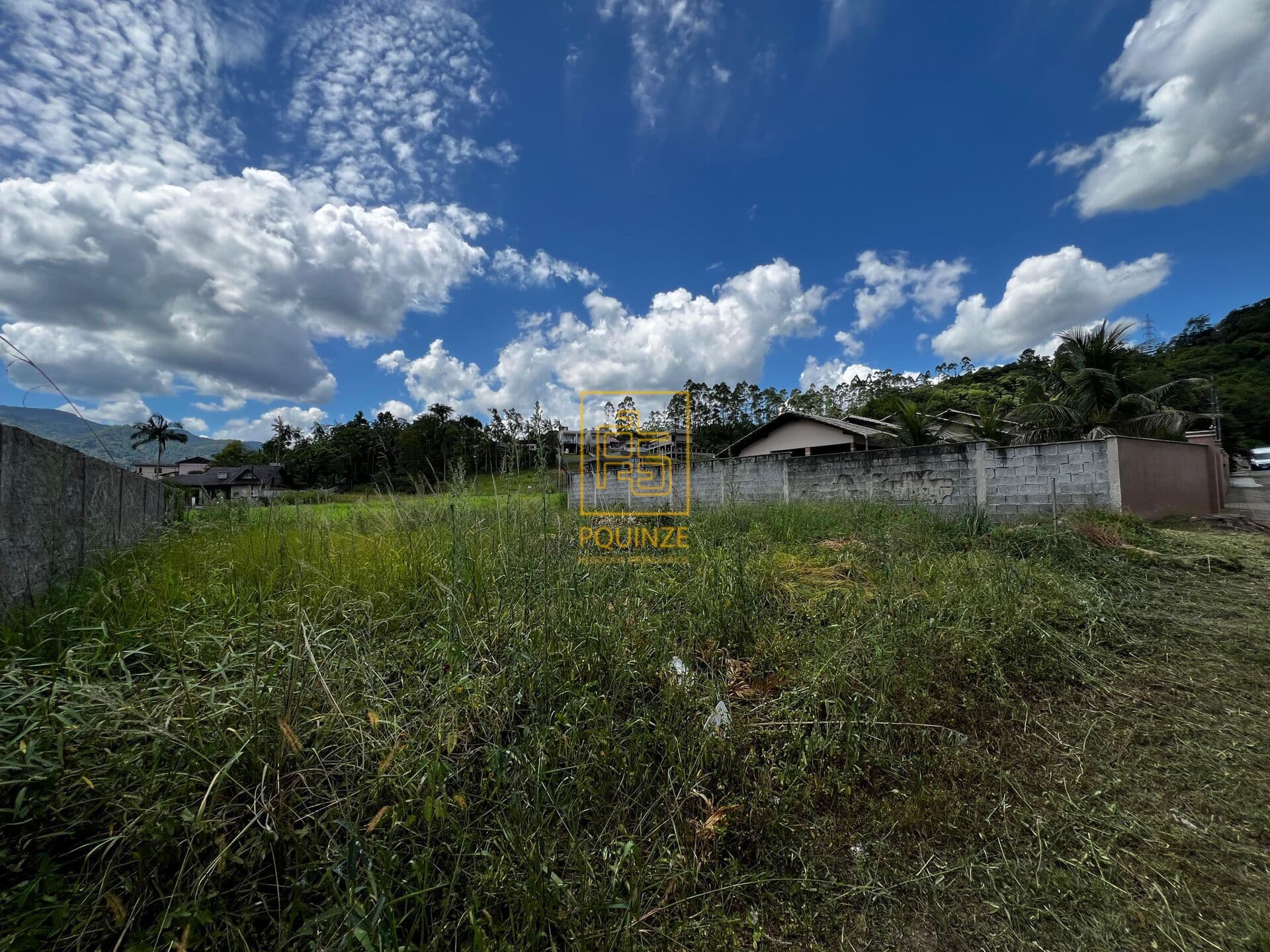 Terreno de 360m² no bairro Glória em Rodeio