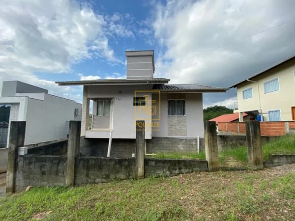 Casa no bairro Padre Martinho Stein