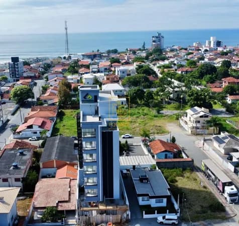 Conforto e localização no coração de Barra Velha