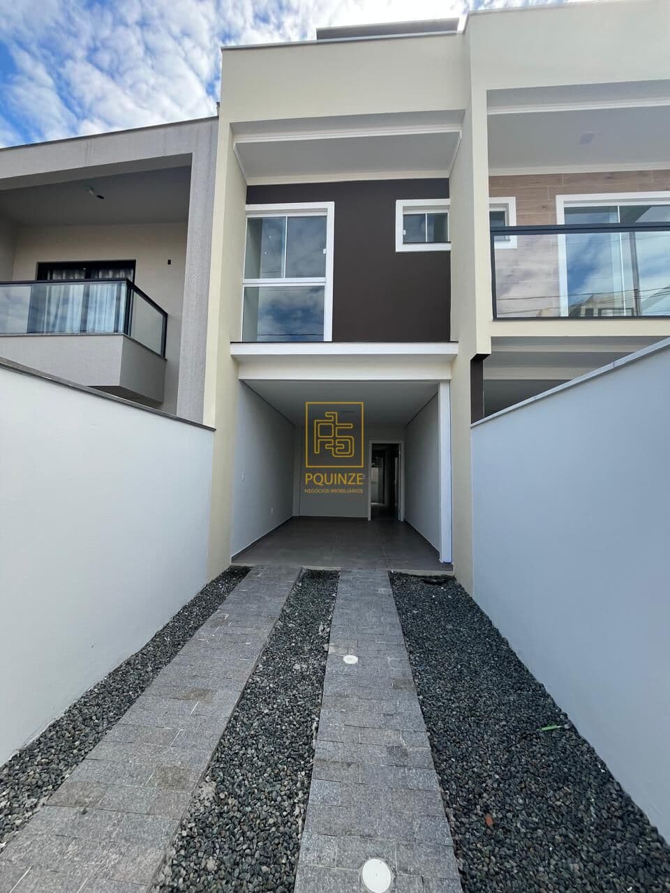 Viva perto do mar no bairro Itacolomi em Piçarras