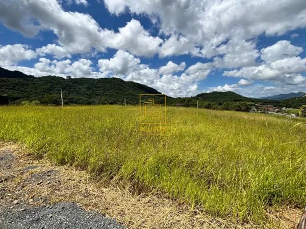 EXCLUSIVIDADE - Terreno em condomínio completo em Rio dos Cedros!