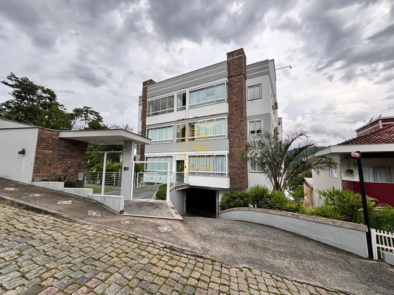 Apartamento semi mobiliado no coração de Pomerode