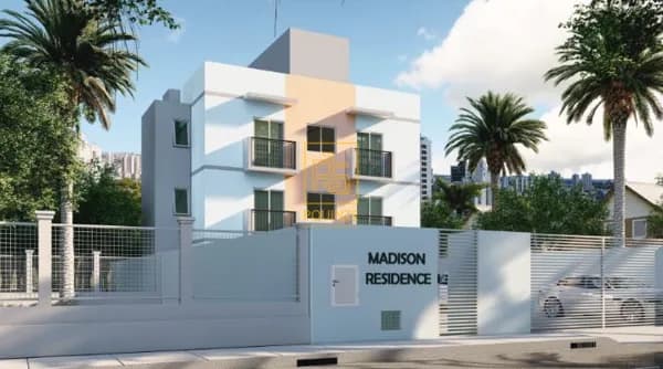 Apartamentos com móveis planejados a poucos metros da praia