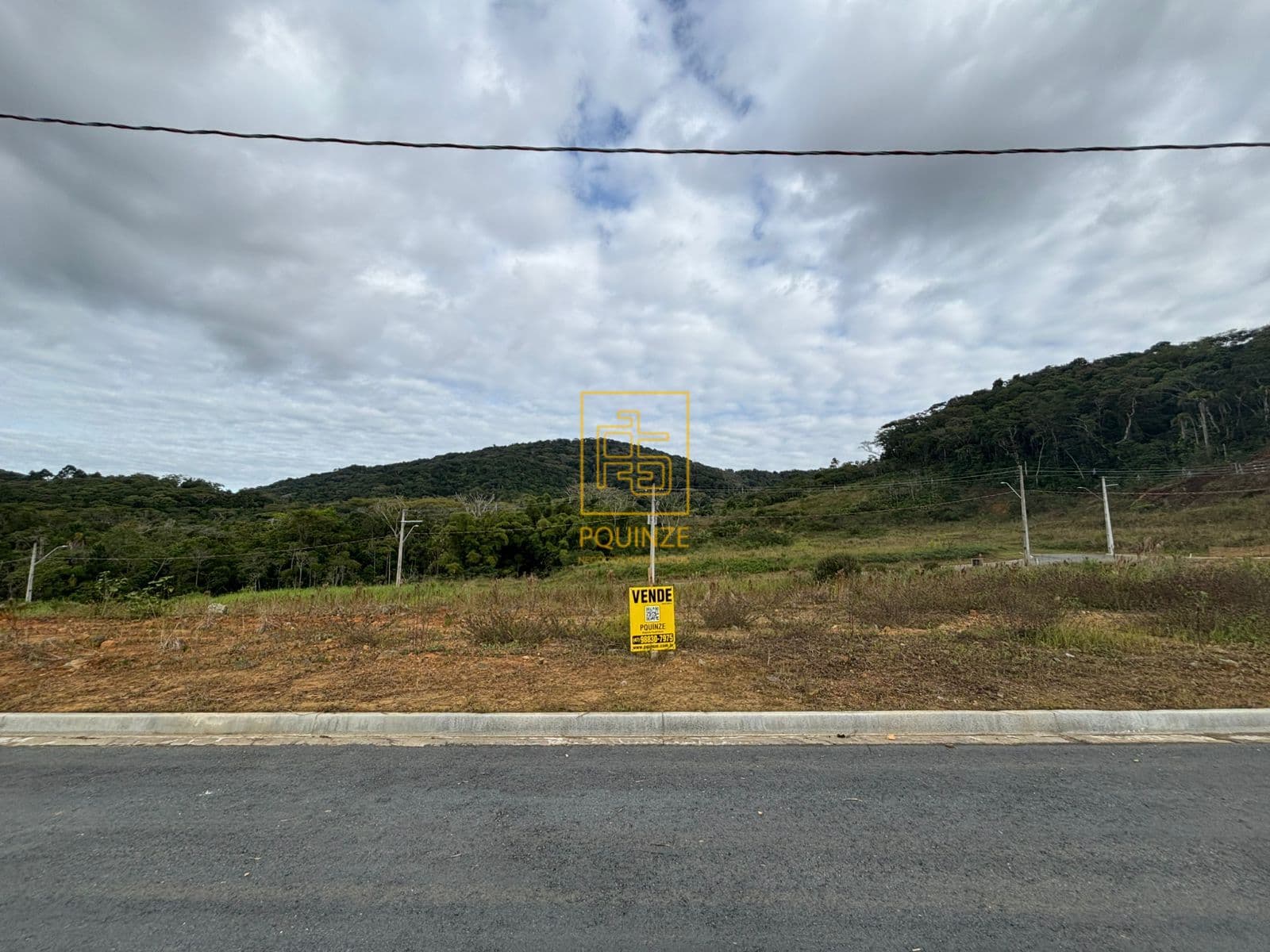 Terreno no loteamanto Pedras Brancas em Itajuba, Barra Velha.