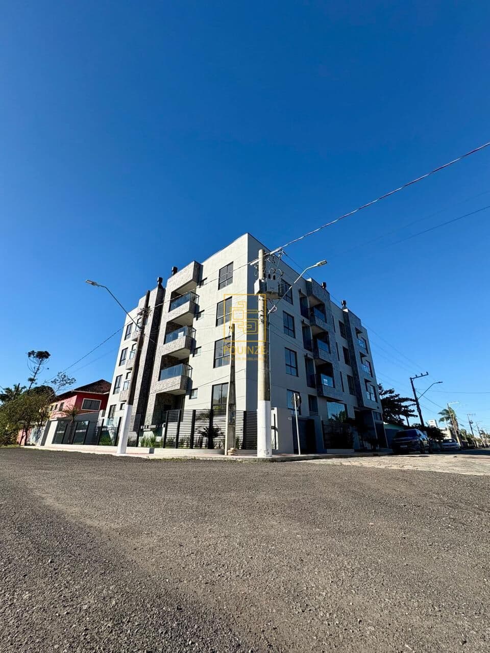 APARTAMENTOS NO RESIDENCIAL SUNSET EM NAVEGANTES-SC