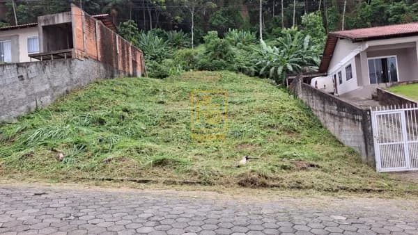 Terreno de 420m² em Blumenau