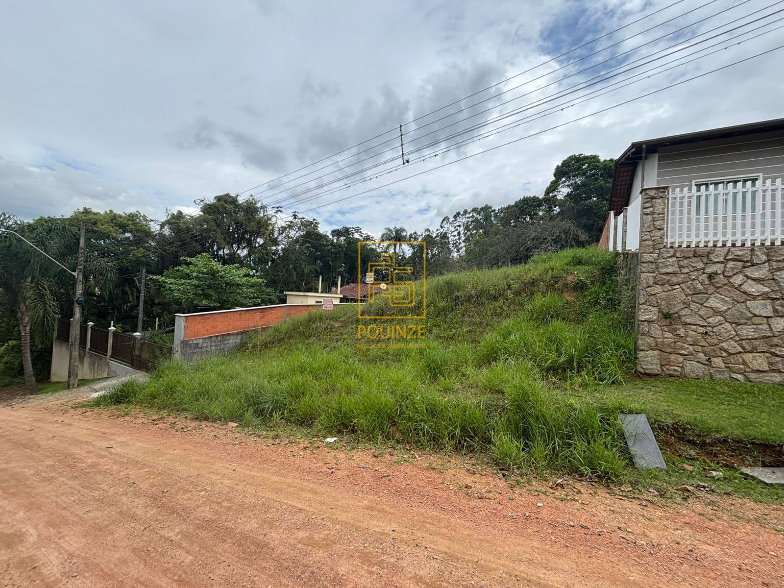 Terreno com 15m de frente em Timbó