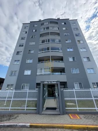 Apartamento semi mobiliado no centro de Rodeio