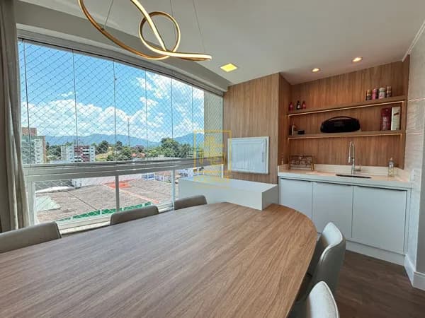 Apartamento mobiliado no coração de Timbó, pronto para morar