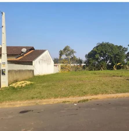 Terreno plano de 450m²