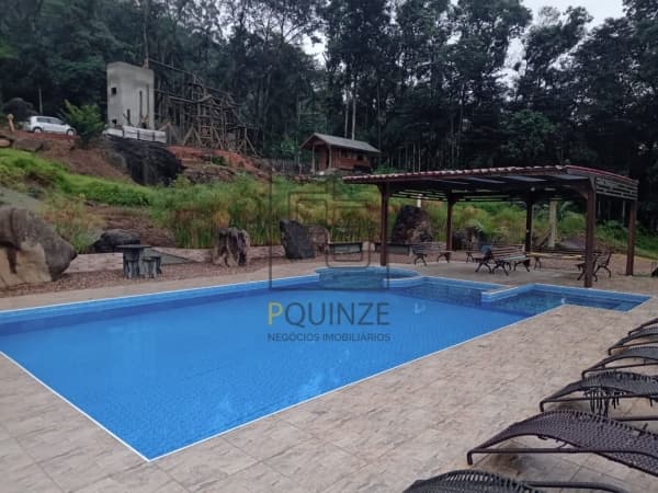 TERRENO EM CONDOMINIO FECHADO ESTILO SITIO! PRONTO PARA CONSTRUIR