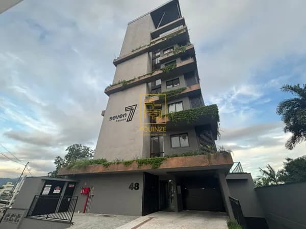 Viva com Estilo no Seven House: Apartamento com 3 dormitórios em Timbó