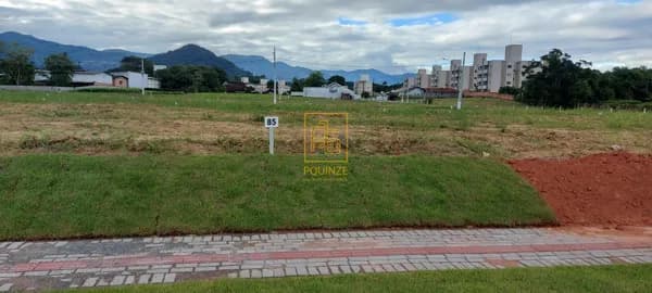 Excelente Terreno de 300m² a 1,7km do Centro de Timbó