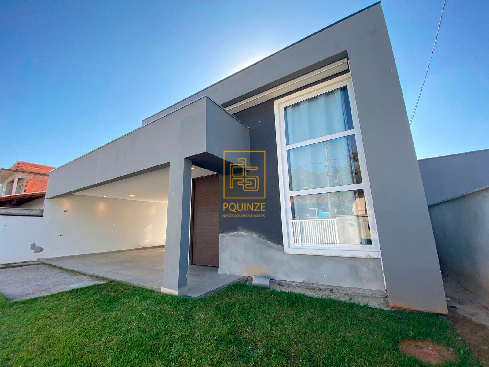 Casa incrível no bairro dos Lagos!