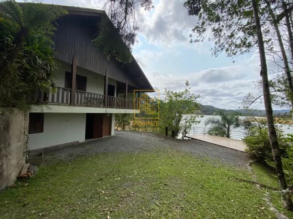 Casa próxima a Barragem Rio Bonito