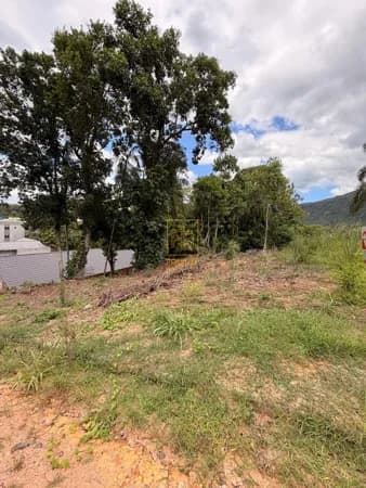 Terreno de 625m² no bairro dos Estados