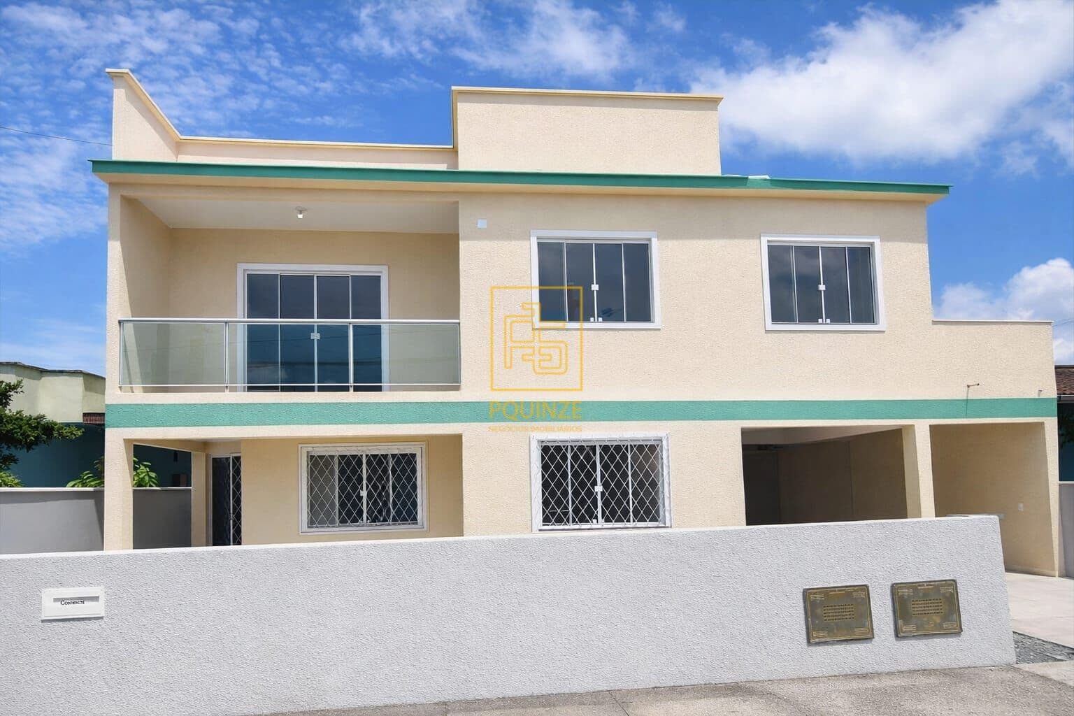 Apartamento em Itajubá – Espaço e Conforto a 900 metros do Mar.
