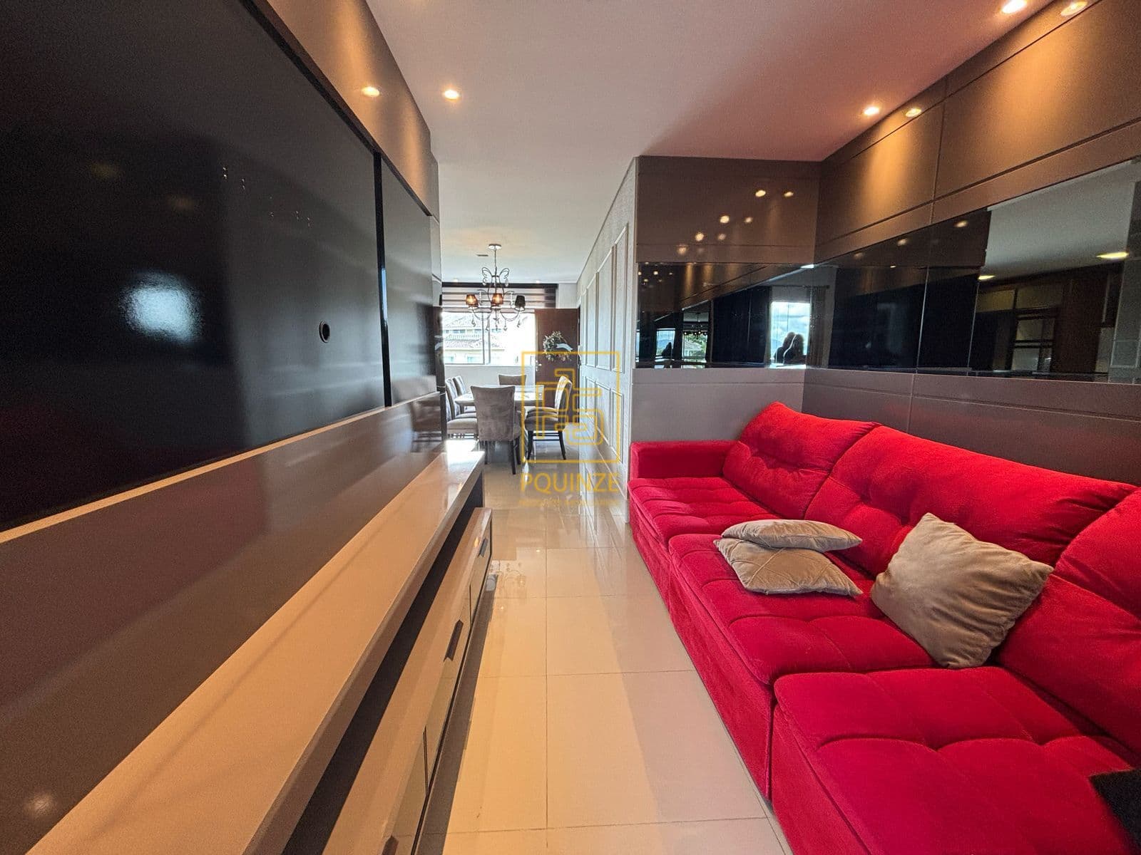 EXCLUSIVIDADE - Apartamento duplex totalmente mobiliado em Timbó