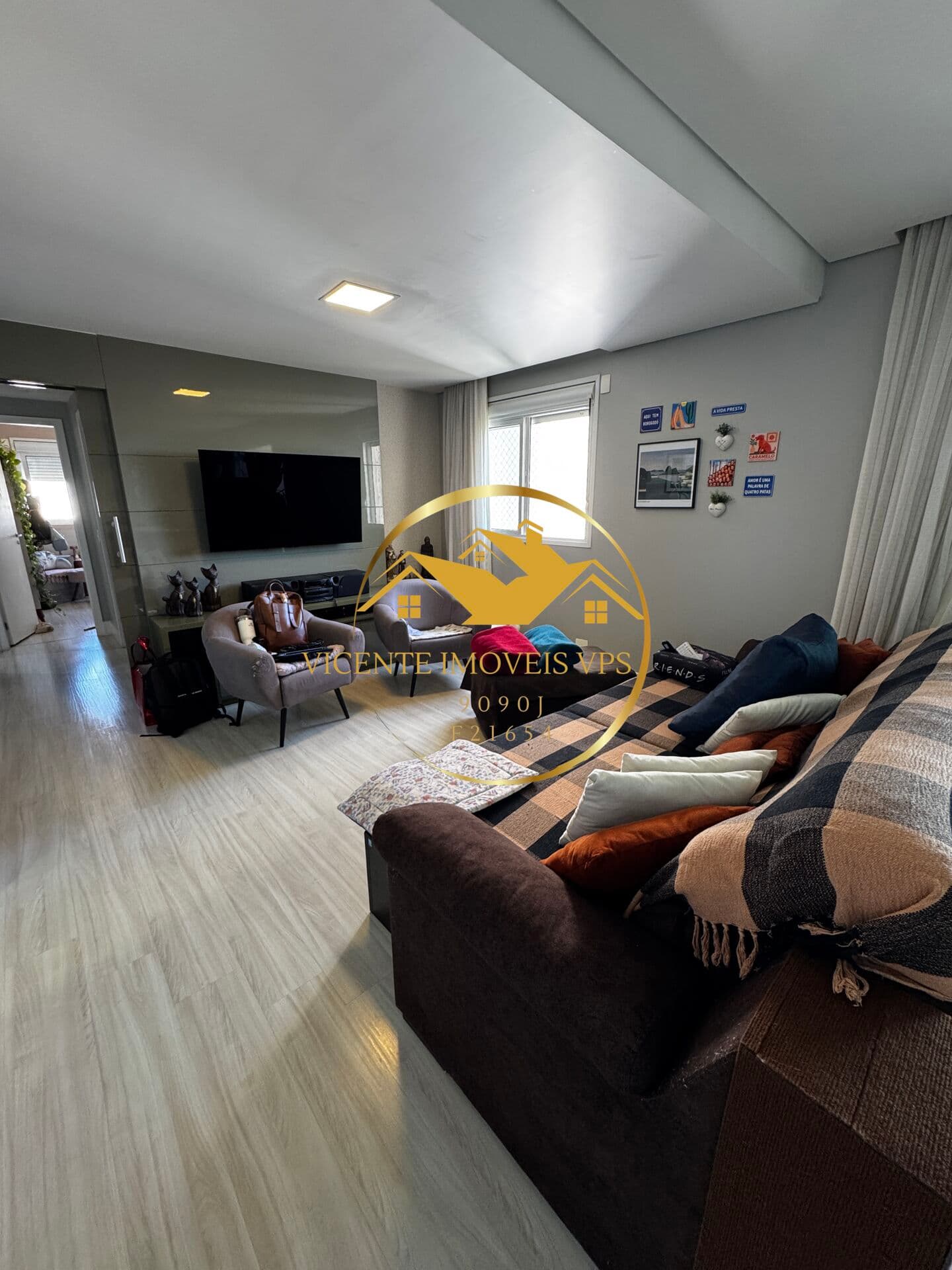 Apartamento semi-mobiado clube completo a venda
