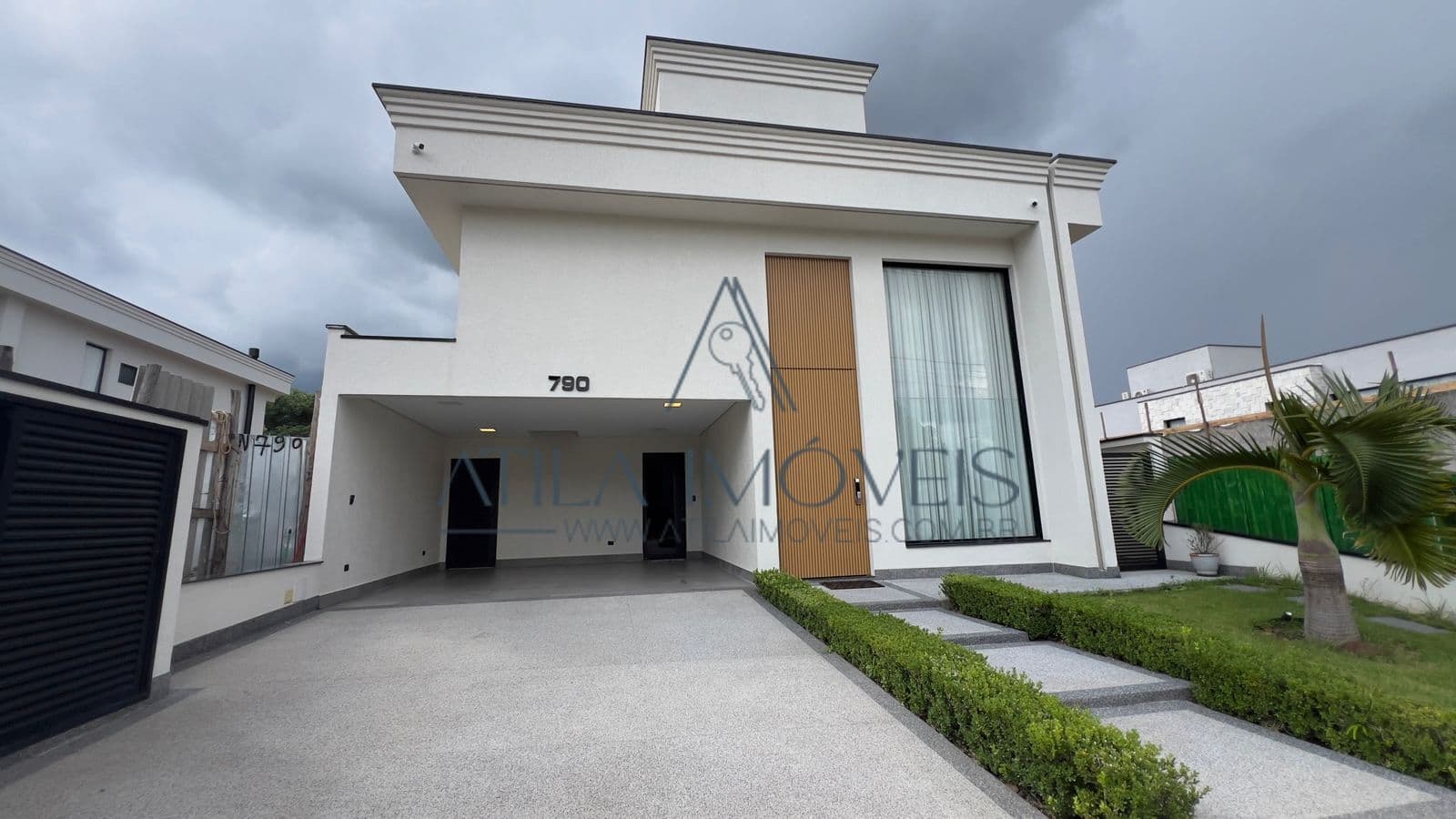 ✨ CASA TÉRREA COM VISTA CINEMATOGRÁFICA NO RESERVA SANTA ANA ✨