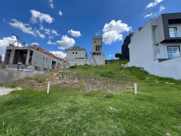 Terreno à Venda – Condomínio Nova Jaguari