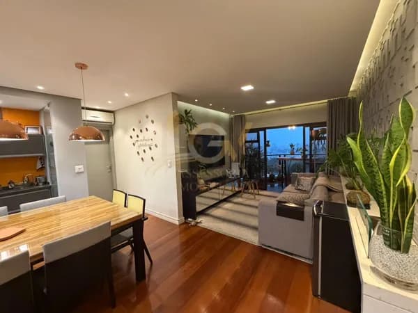 Apartamento Semimobiliado