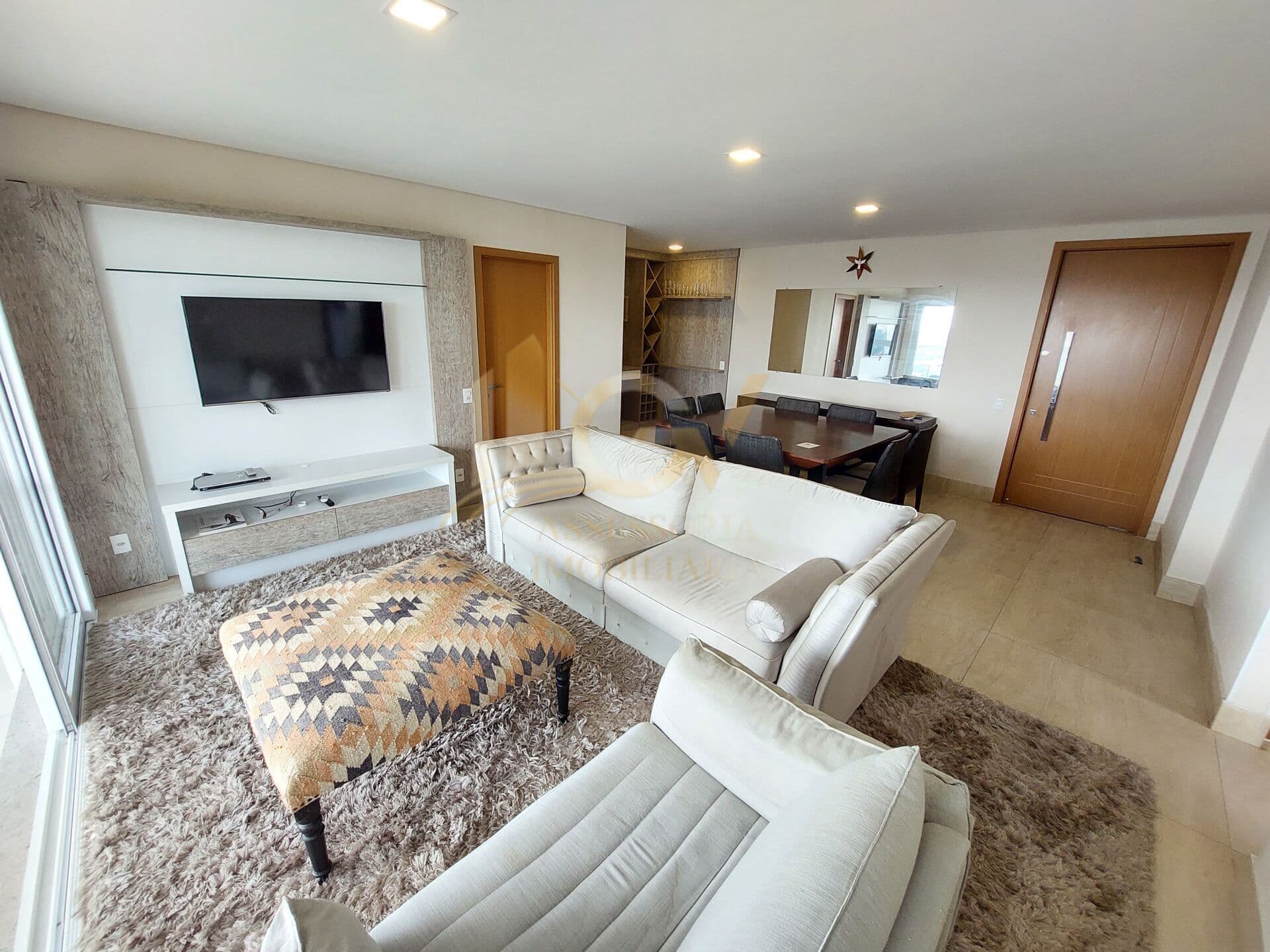 Apartamento com excelente localização - Edf. Majestic