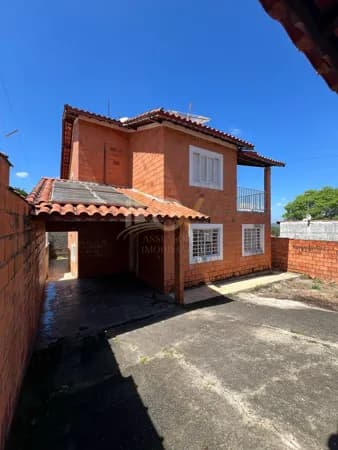 Casa Sobrado à venda jd Santiago Indaiatuba - SP;