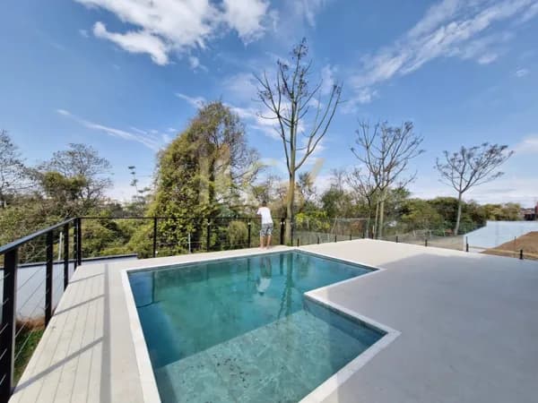 Casa à venda no Condomínio Mirante dos Ipês - Salto/SP