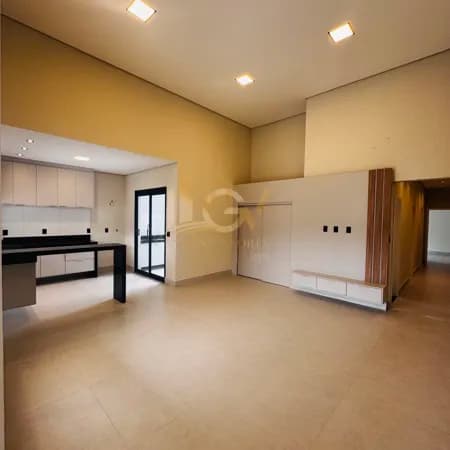 Casa em condomínio