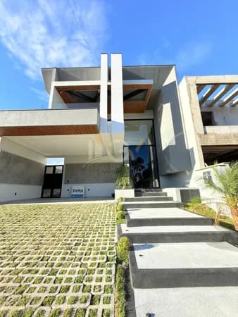 SOBRADO RESIDENCIAL DE ALTO PADRÃO – VILLA SAPEZAL