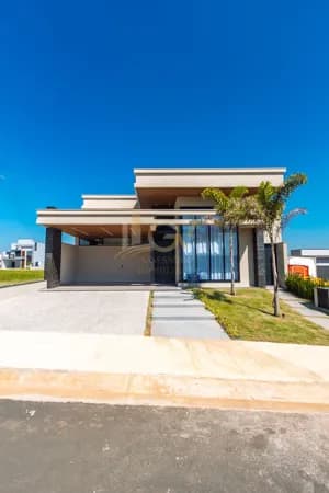 Casa em Condomínio